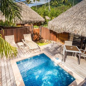 Pool Bungalow